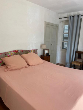 Villa les Rosiers - Chambre Hellébore